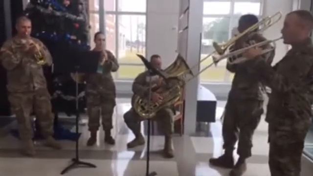 3rd ID Holiday Music смотреть онлайн