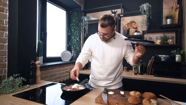 Булочки с тефтелями | Жареная камбала | Ржаное шоколадное печенье | Готовим как шеф!