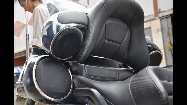 Honda Gold Wing смотреть онлайн