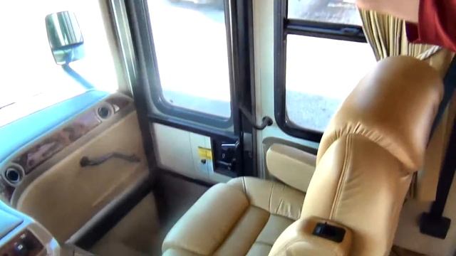 Pre-Owned 2008 National Tropical TC36C | Indiana RV Dealer смотреть онлайн