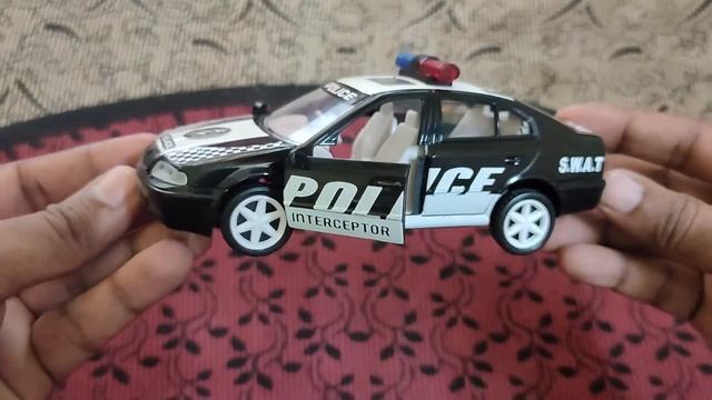 Unboxing Skoda Octavia old model | Scale model | Toy car (Door Openable)