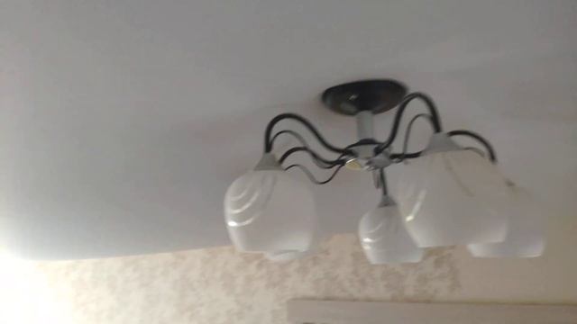 Провис натяжной потолок. Внимание! Не путать с водой! Надувание потолка. смотреть онлайн