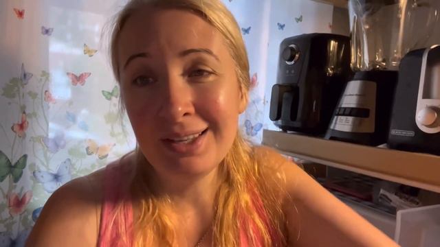 ЖИЗНЬ В ГОРОДЕ КОТОРЫЙ НИКОГДА НЕ СПИТ / НИЧЕГО НЕ УСПЕВАЮ / НЕТ ВРЕМЕНИ ПОЕСТЬ смотреть онлайн