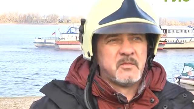 И пассажиров спасти, и теплоход не потопить. В акватории Волги прошли учения МЧС смотреть онлайн
