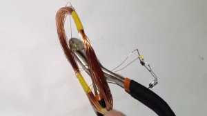 Беспроводная передача электроэнергии.Три детали и опыты.