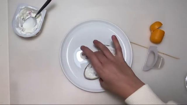 КИНДЕР-МОРОЖЕННОЕ!!! Вкусно, или нет?!?!?Рецепт, как сделать мороженое из киндера смотреть онлайн