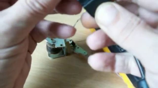 Самодельный режущий плоттер из струйного принтера. Часть 1. Соленоиды и электромагниты