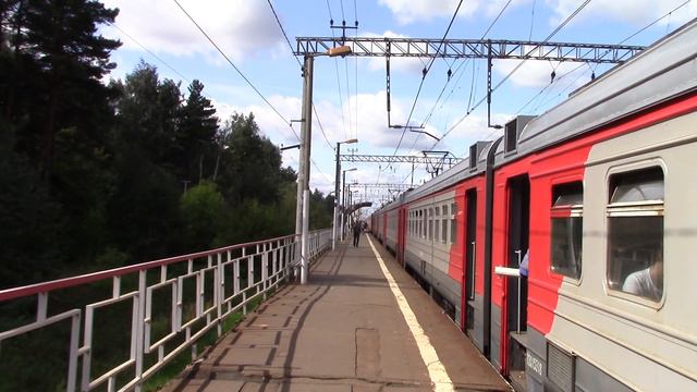 ЭД4М-0330 и ЭД4М-0241, платформа Заря смотреть онлайн