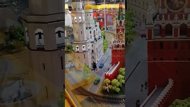 Кремль из лего