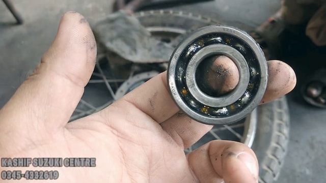 Suzuki gs 150se real wheel Bearing change very easy at home@kashifsuzukicentre