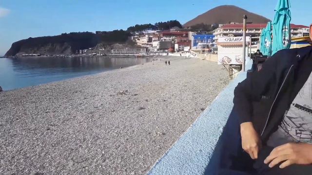 Ольгинка. Пляж в декабре. Кофе, море👌👌👌