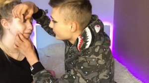 мой друг гей?