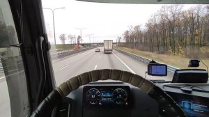 Рассуждение о работе дальнобойщиком и что для этого нужно. Работа в ТК "Деловые линии".