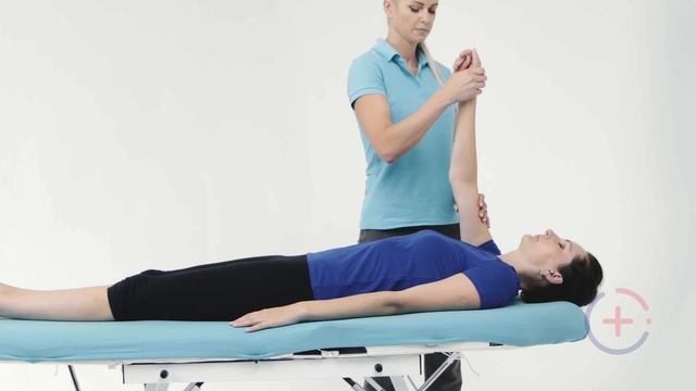 Пассивное упражнение на разгибание в локтевом суставе в положении лежа. смотреть онлайн