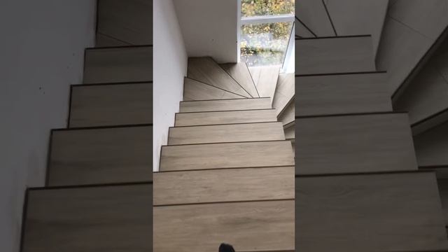 Облицовка ступеней керамогранитом в частном доме смотреть онлайн