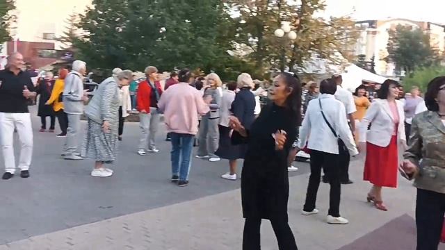 город Белгород Элегантные танцы.