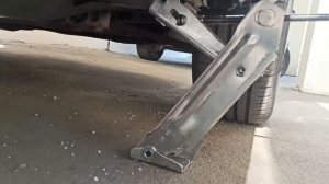 Домкрат 8LO011031A для VW Sharan 7N 2013 года