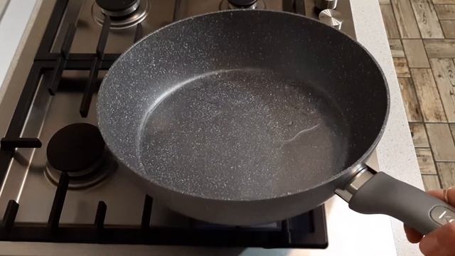 ? Сковорода Kamille с гранитным покрытием KM-4297GR, 30 см - жарим оладушки