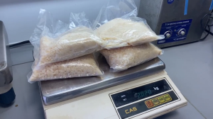 Столичными транспортными полицейскими задержан наркокурьер с 7 кг «синтетики»