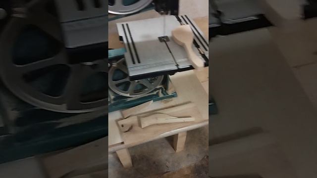 Станок ленточнопильный " Ягуар".Легко настроить и работать.Первый опыт.31.01.24 г. смотреть онлайн