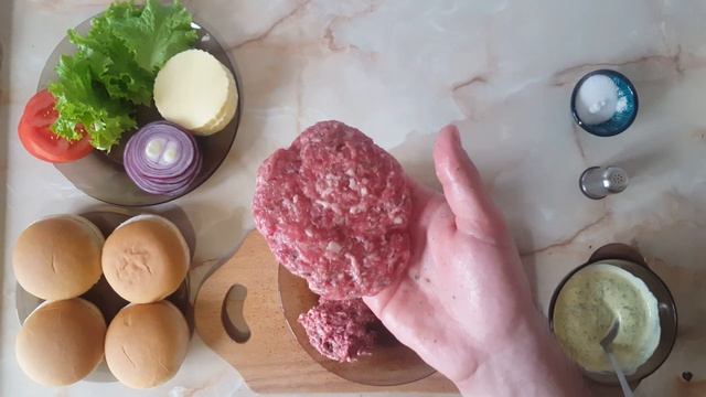 Гамбургер в домашніх умовах,рецепт смотреть онлайн