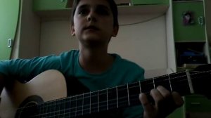 Как играть песню для 8 марта на гитаре