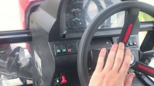 Механизатор кайфует от YTO 904 - новенького трактора. Смотреть со звуком!