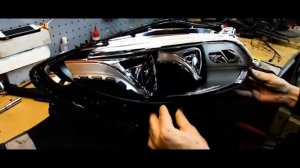 Mercedes-Benz GLE. Устранение запотевания правой фары
