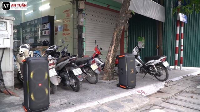 Ghép 2 Loa JBL PartyBox 710 test công suất ngoài trời và cái kết " nổ tung khu phố" - An Tuấn смотреть онлайн