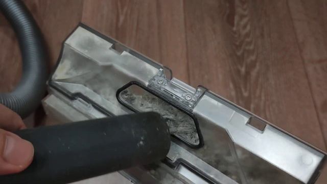 Пылесос-робот Roborock S5 Max белый - чистка пылесборника смотреть онлайн