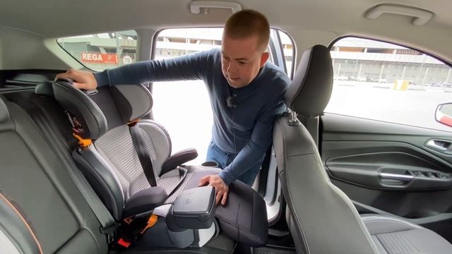 Дитячі автокрісла. Що потрібно знати. смотреть онлайн