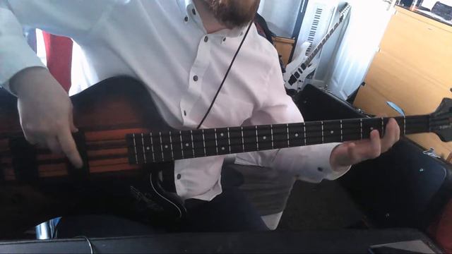 24k Magic - Bruno Mars // Average Bass Cover смотреть онлайн