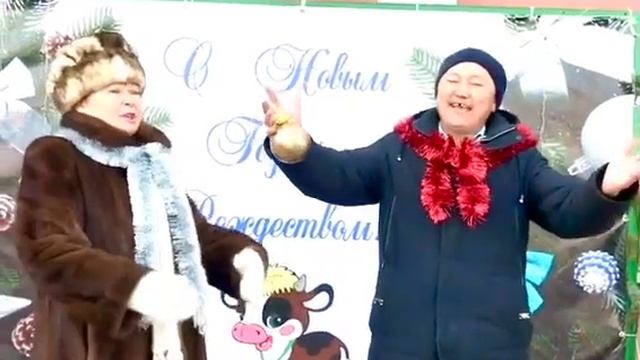 Поздравления с Новым 2021 годом от «Детской школы искусств» им. Нар.артиста СССР Л.Л.Линховоина смотреть онлайн