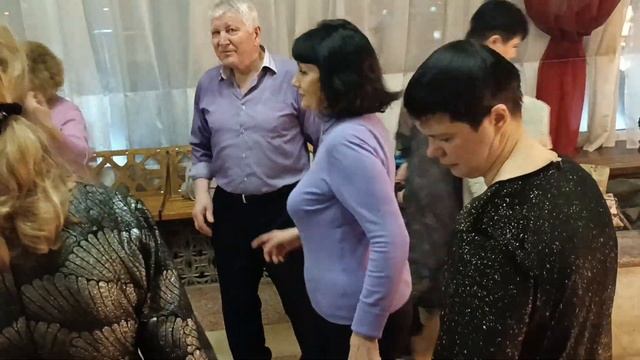 Белгород Танцы В Кругу Друзей смотреть онлайн