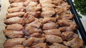 Курные крылышки барбекю в духовом шкафу