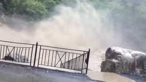 Водопад хучнинский