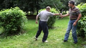 Защита от ножа тростью