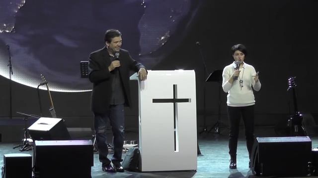 Дэн Макколлэм / 10 ноября 16:00 / Конференция ВЛИЯНИЕ смотреть онлайн