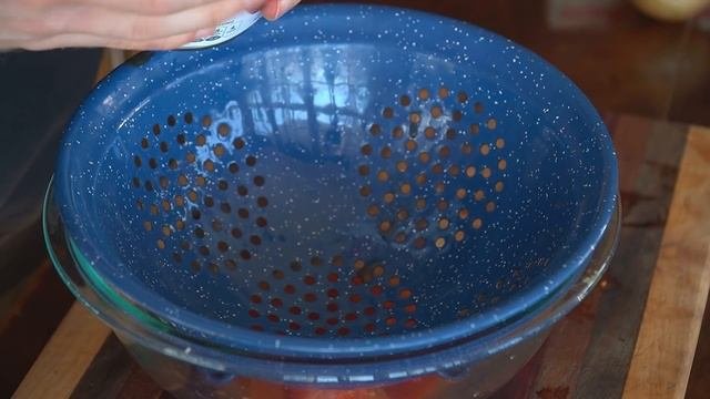 How To Make The SIMPLEST ITALIAN PASTA SAUCE At Home