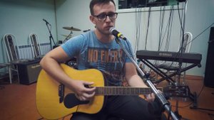 Заметался пожар голубой… - Сергей Есенин на гитаре