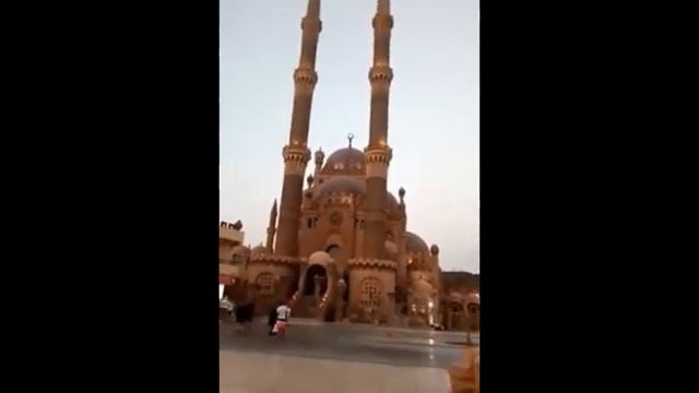 Azaan in Masjid Sahaba Egypt смотреть онлайн