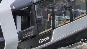 Пресня – электрический речной трамвайчик (элетротеплоход/ электросудно). Москва река.