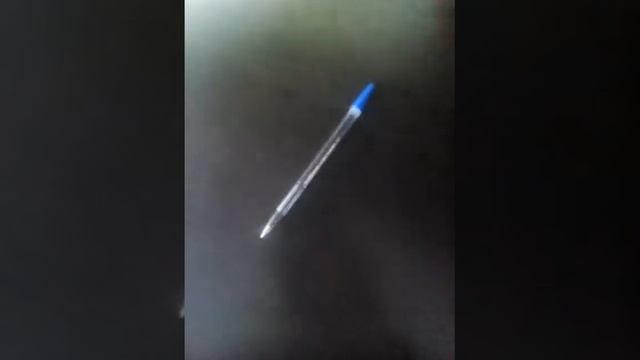 Починил рукой три раза телефон и он заработал. У него был тёмный экран смотреть онлайн