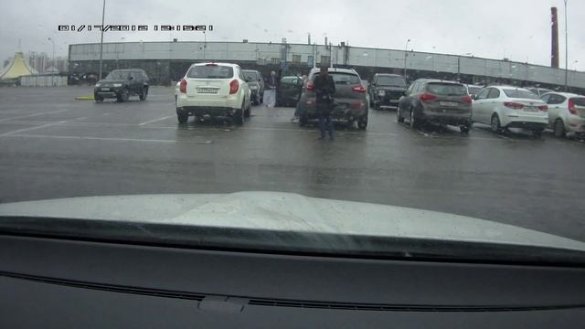 Парковка Kia Sportage г/н Н783НХ190 смотреть онлайн