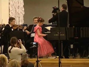 Арина Переладова. Выступление в Белом Зале СПбГПУ, 2011г.