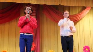 Дмитро і Назарій Яремчук - Смерекова хата (MVI 0161)