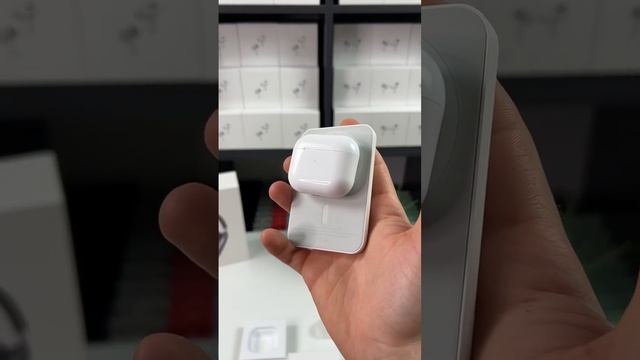 Самый настоящий призрак в мире AirPods ?.