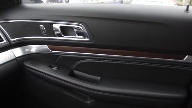 2017 Ford Explorer Limited VIN: 1FM5K8F8XHGC96350 // Stock#: U0464A смотреть онлайн