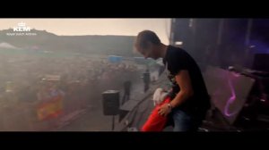 A Year with Armin van Buuren / Рік з Арміном ван Бюреном (Український переклад)