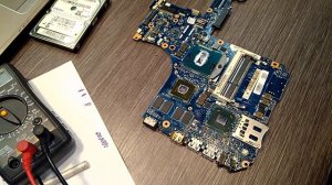 Ноутбук Toshiba Satellite S50-A-K7M не включается